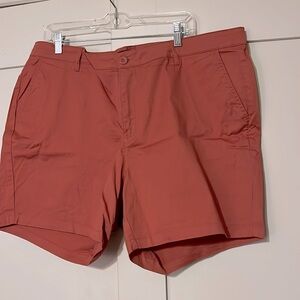 ELLOS Stretch Cotton High Rise Chino Shorts , Size 20. Used Excellent Condition